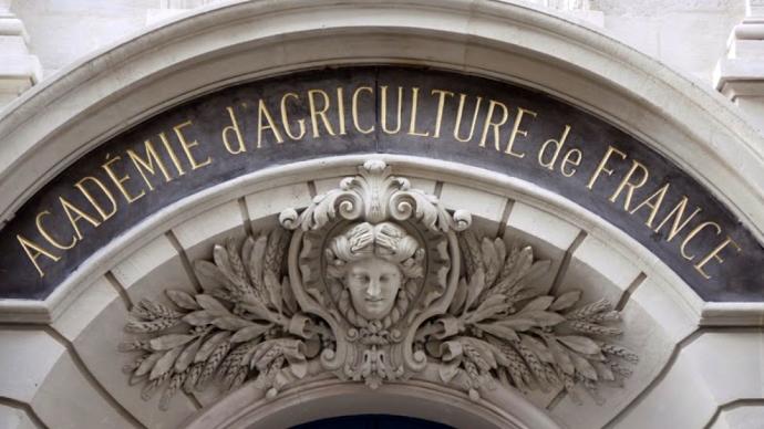 Porte d'entrée de l'Académie d'agriculture de France